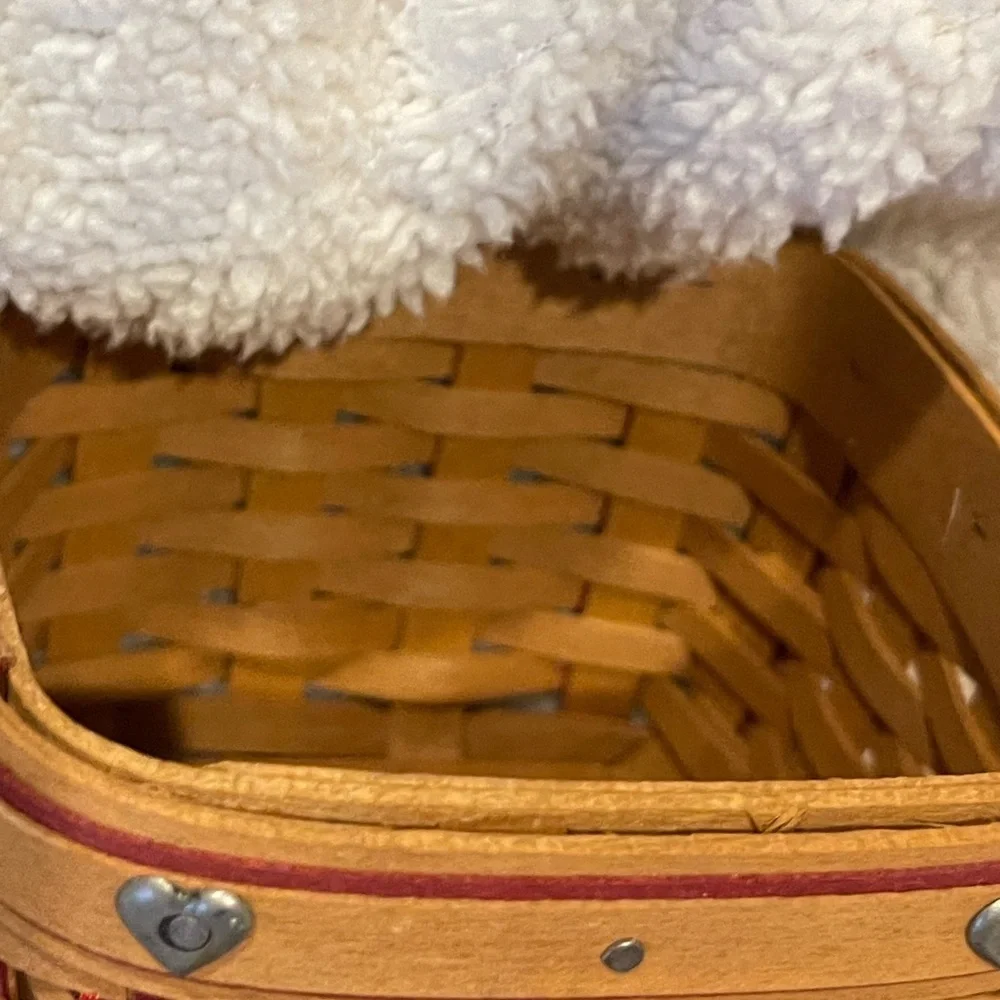 Heart Accented Woven Basket with Red Ribbon Longaberger Sweetheart